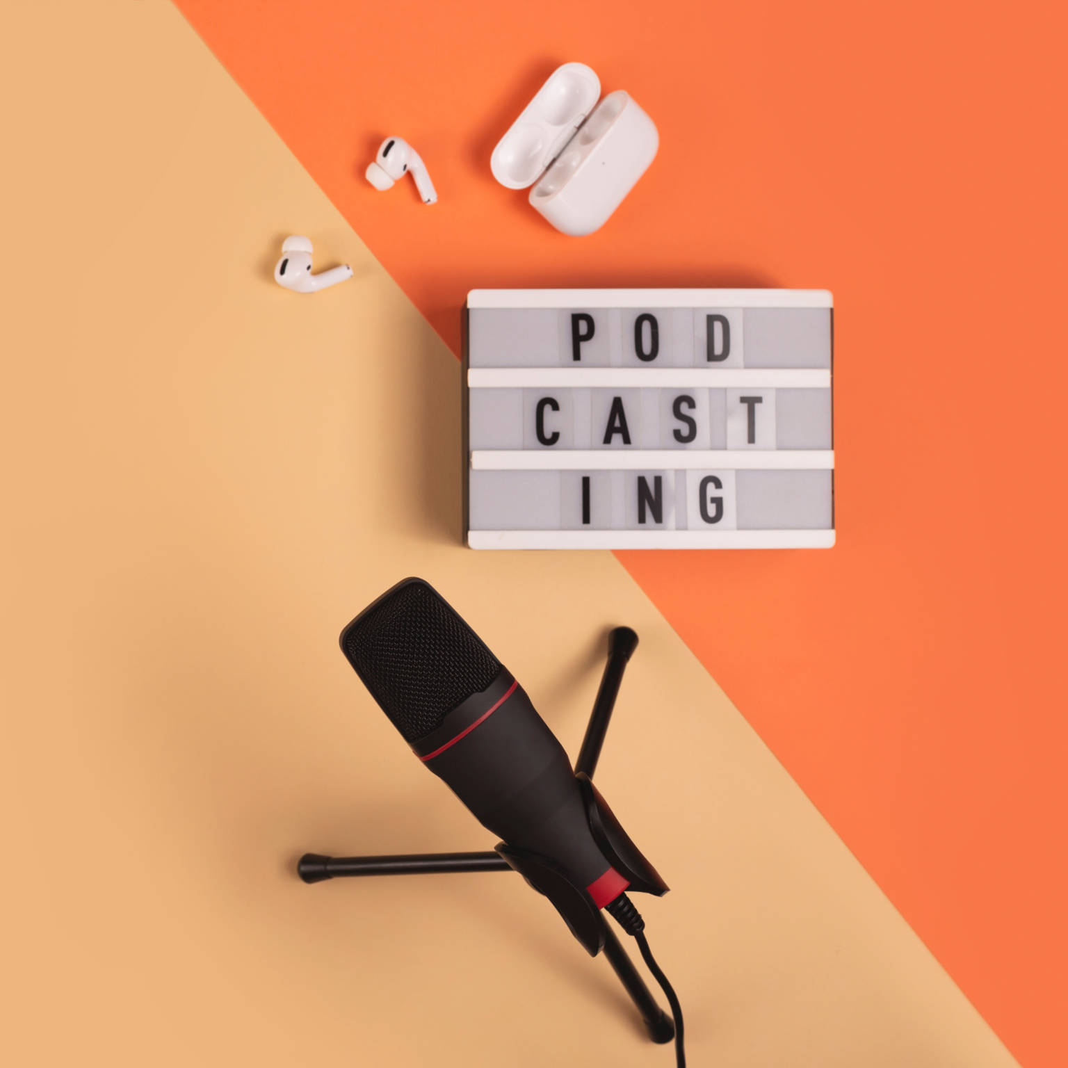 Jak Rozpocząć Swoją Przygodę z Podcastingiem?
