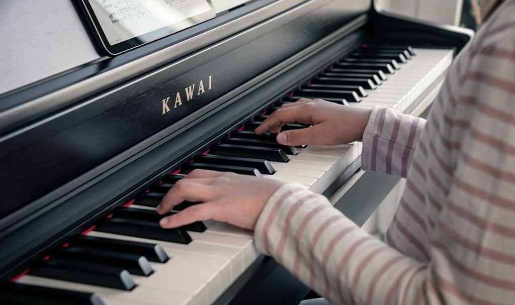 Pianino cyfrowe - na co zwrócić uwagę, żeby nie żałować zakupu?